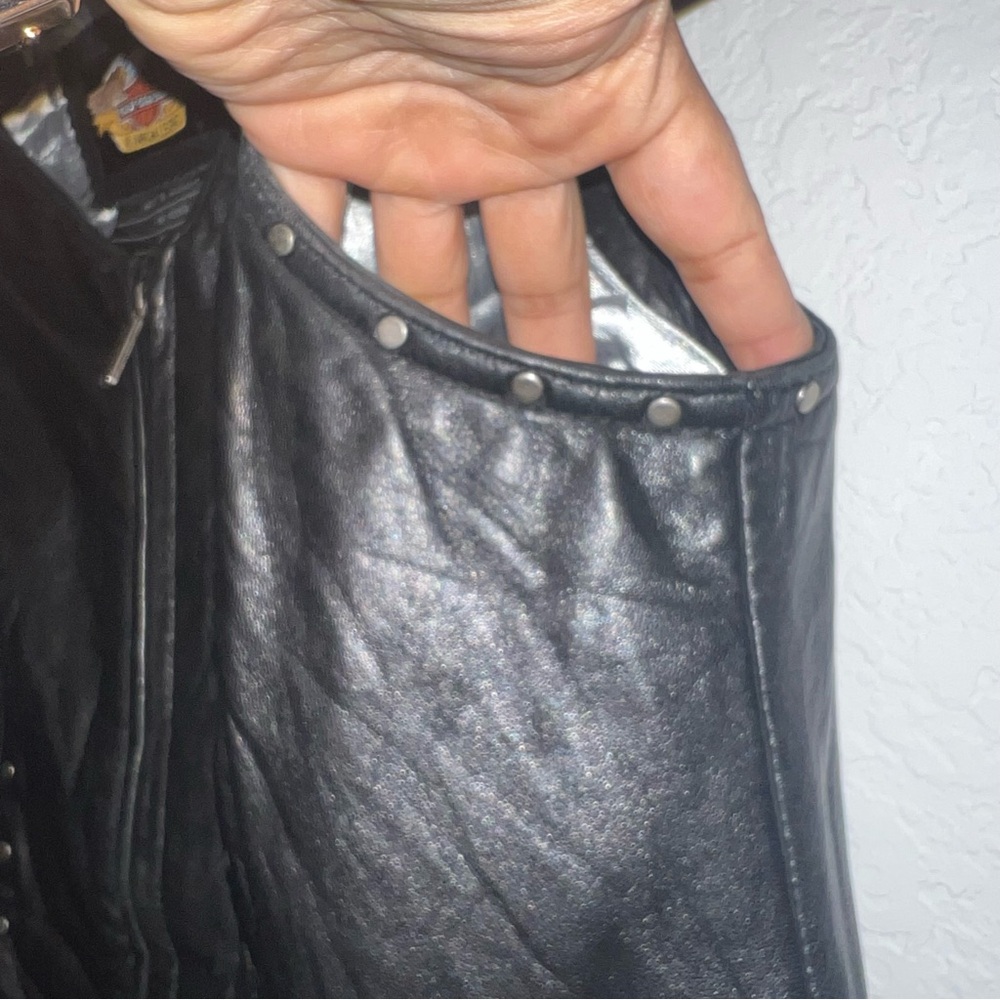 Harley-Davidson Black Studded Leather Vest - Picture 4 of 8